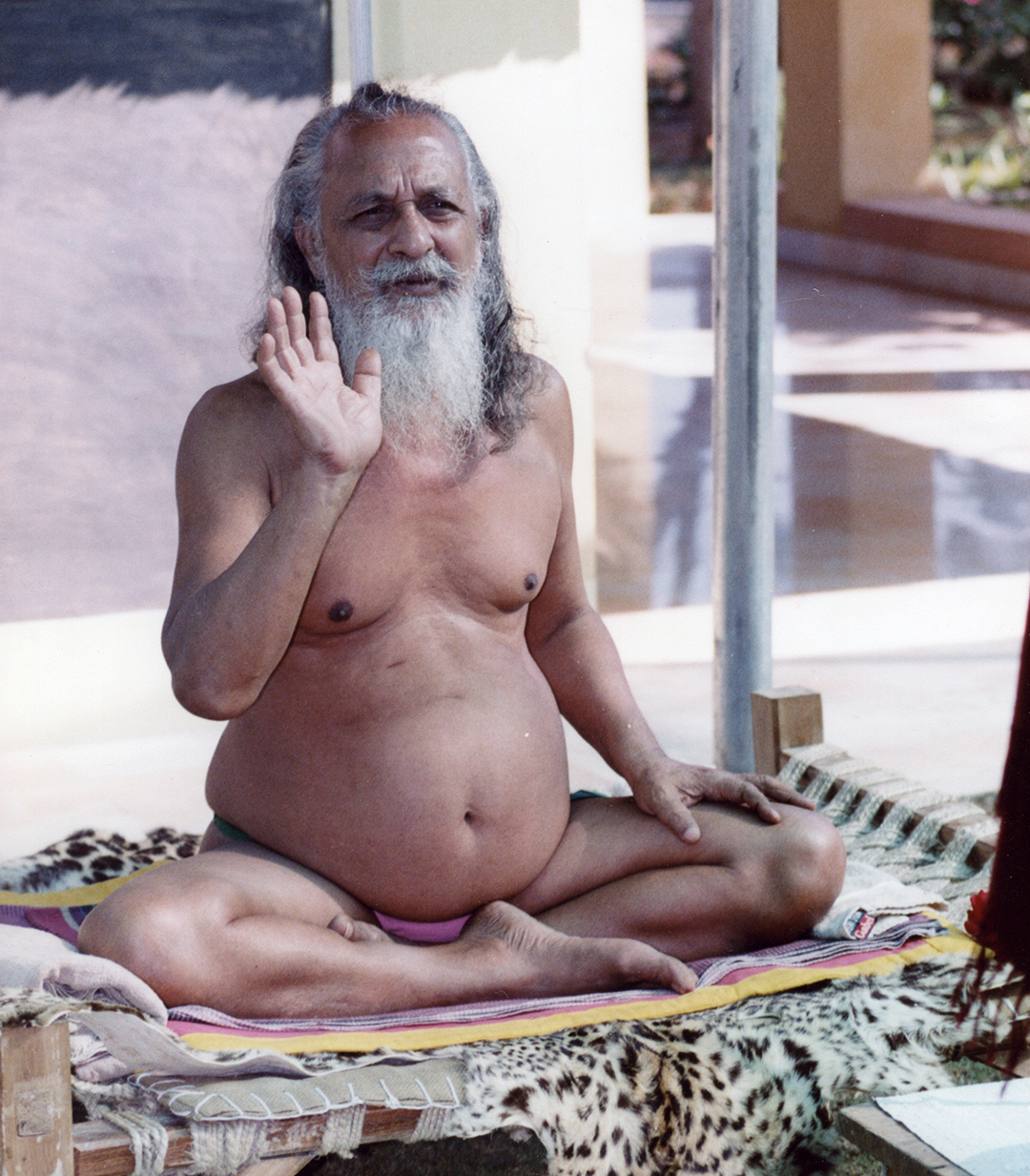 Swamiji001